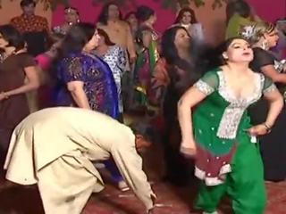 Naujas grand žavingas mujra šokis 2019 nuogas mujra šokis 2019 #hot #sexy #mujra #dance