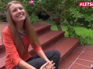 Lussy sensuellt tjeckiska tonårs intensiv solo- onani till orgasmen - letsdoeit smutsiga filma klipp