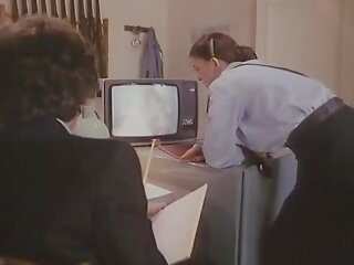 Vankila tres speciales kaataa femmes 1982 klassinen: aikuinen video- 40